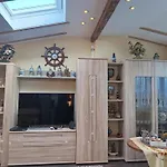 Dahai Ferienwohnung Seebad Warnemünde Schulstraße 1, OG